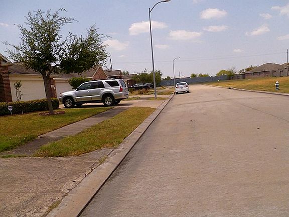 5th image of 13711 Jengo Dr