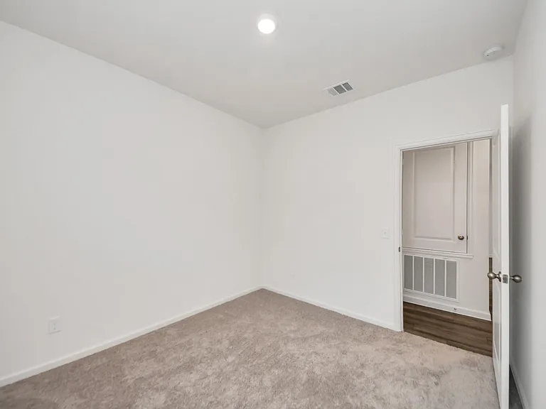 1907 Chiant Grove Ln — Photo 25