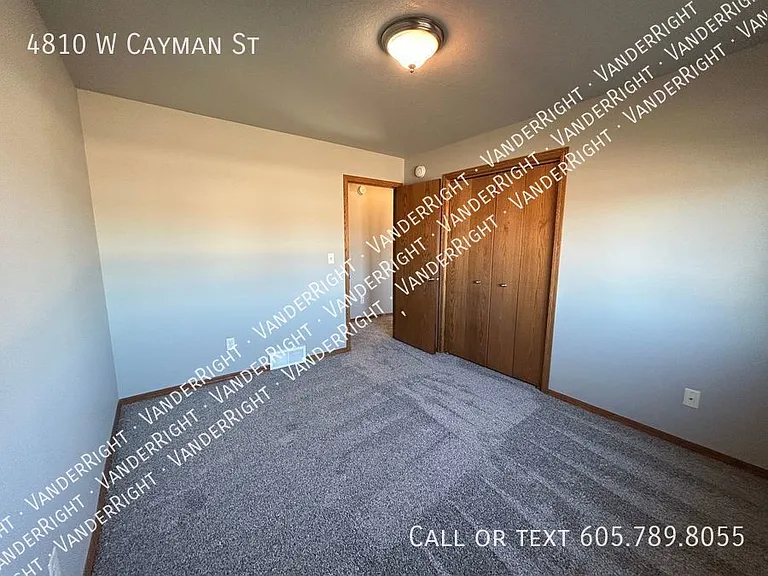 4810 W Cayman St — Photo 18