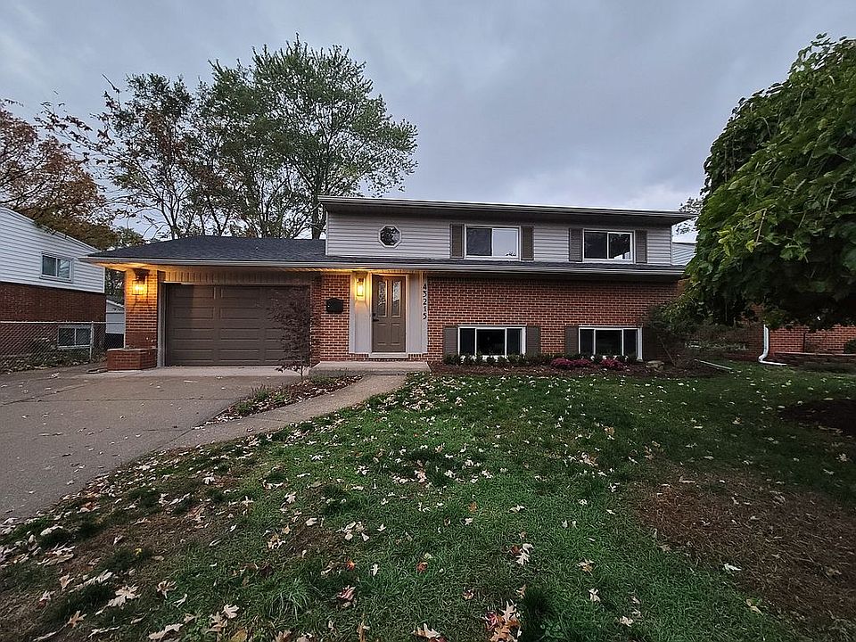 1st image of 43215 Fortner Dr
