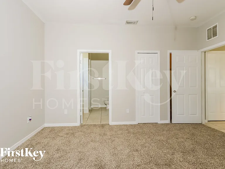 237 SW Ray Ave — Photo 10