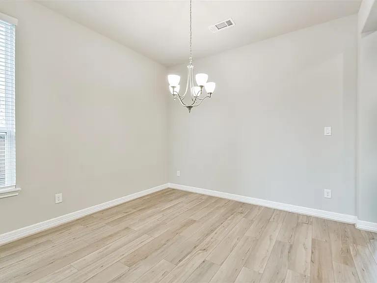 8211 Chartres Wind Dr — Photo 13