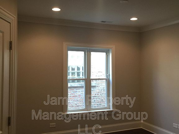 5th image of 5920 N Artesian Ave #2