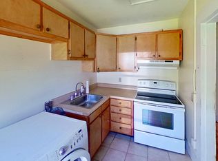 77 Conway St UNIT 2F, Greenfield, MA 01301