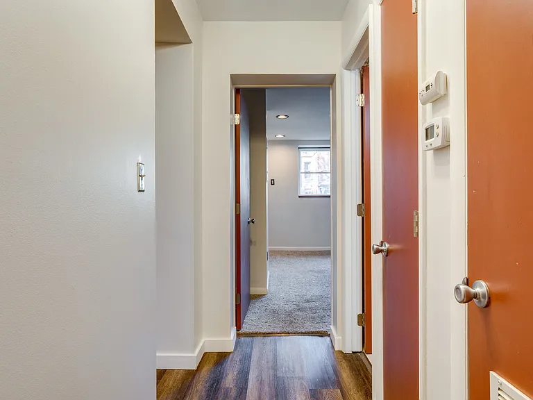 2118 Saint James Ave #1 — Photo 13
