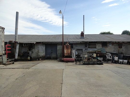 2nd image of 399 Park Ave