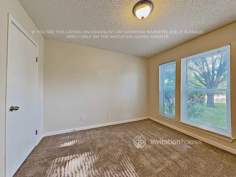 5345 Colonial Dr — Photo 7