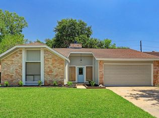 2515 Sage Brush Ln, Sugar Land, TX 77479