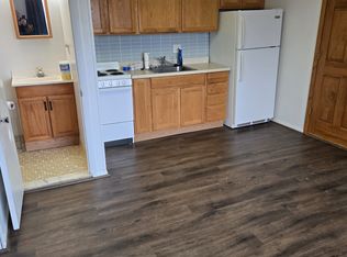131 E Lake St APT 4, South Lyon, MI 48178