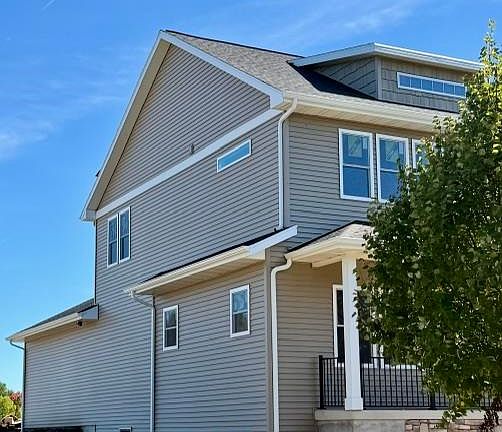 2nd image of 2810 Big Bluestem Pkwy