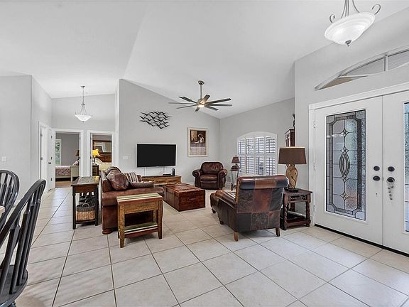 5th image of 98 Longley Dr
