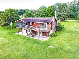 714 Latonka Dr, Mercer, PA 16137