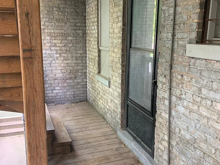 2237 N Fremont St #1 — Photo 32