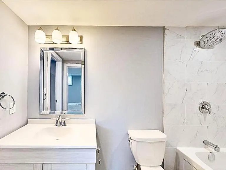 77 Godfrey Dr — Photo 17
