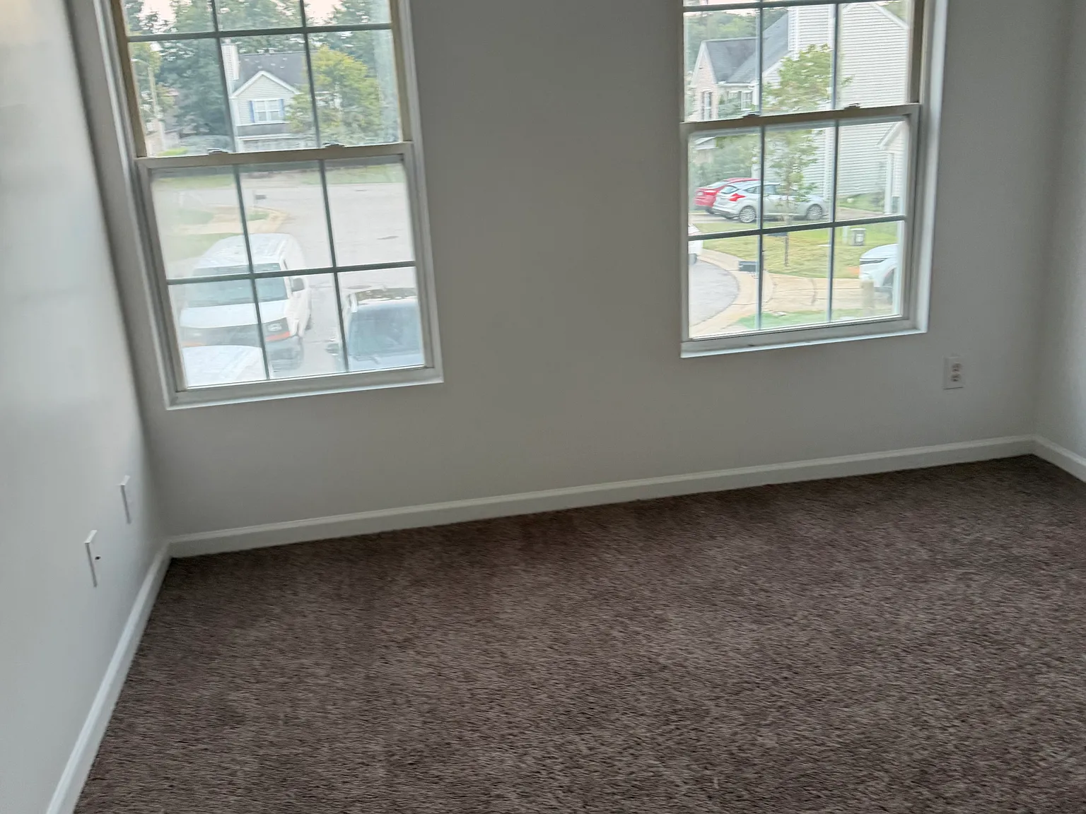 3 bed, 2.5 bath, 1488 sqft, $2,000 — Photo 3