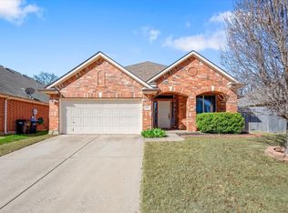 528 Lowery Oaks Trl, Fort Worth, TX 76120