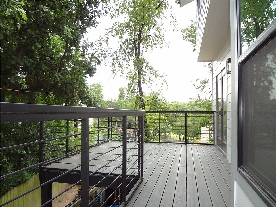 1st image of 806 Winflo Dr APT 6