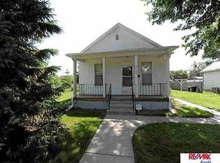 5123 N 17th St, Omaha, NE 68110