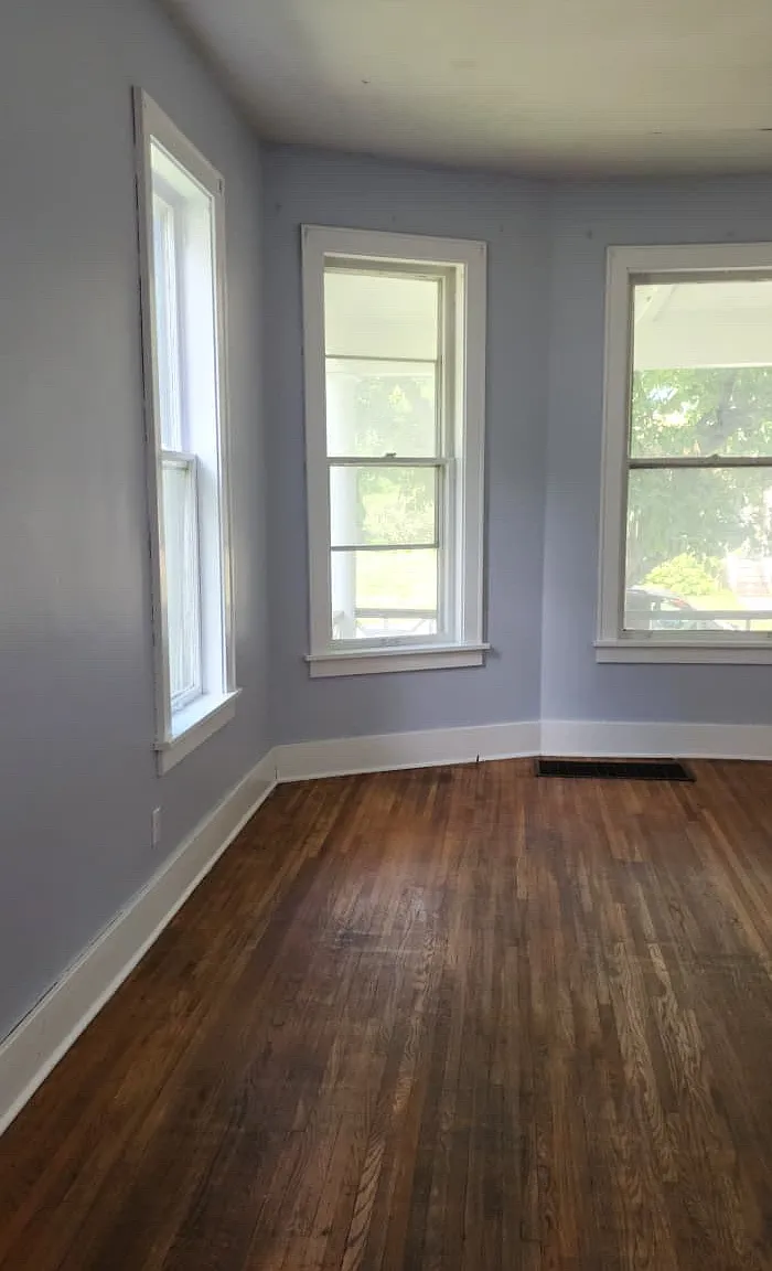 1213 E Jefferson St — Photo 1