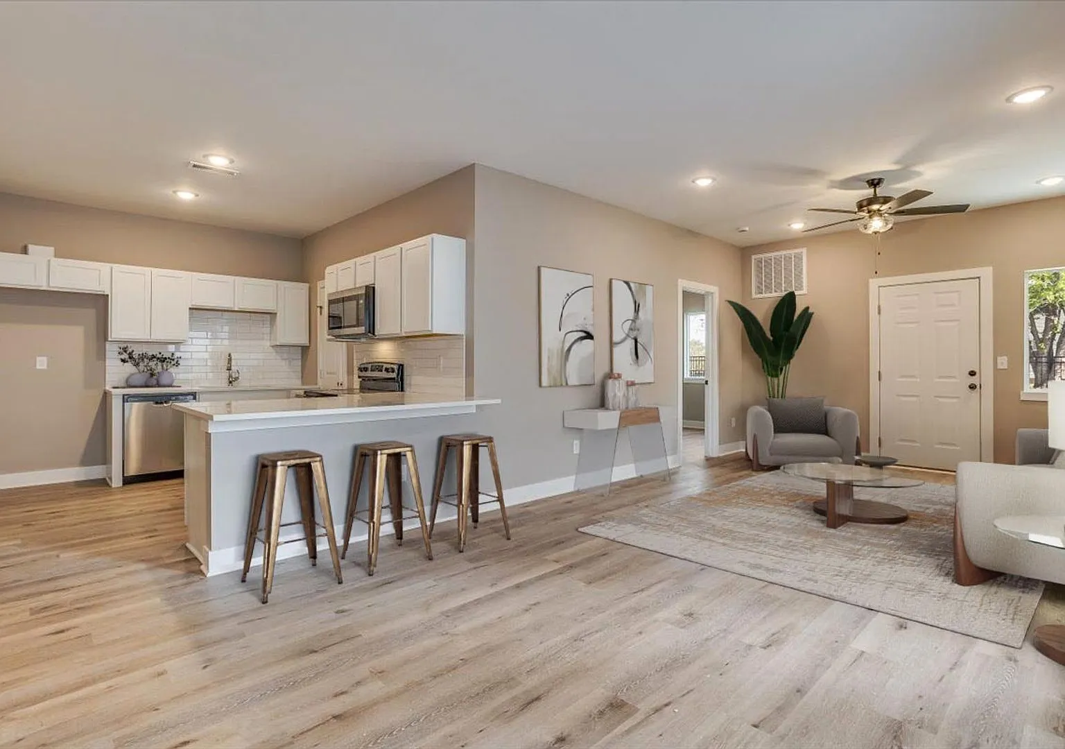 Edgewater Villas- Baxter — Photo 4