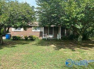 747 Hayes Gap Rd, Crossville, AL 35962