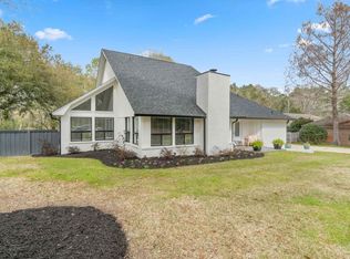 9008 Woodrun Rd, Pensacola, FL 32514