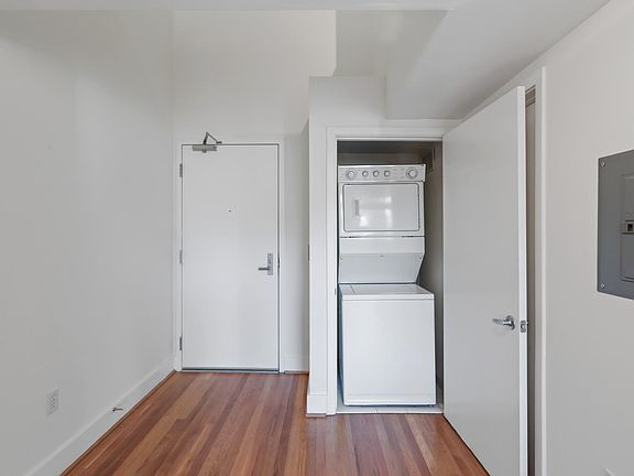 3rd image of 460 Natoma St APT 8