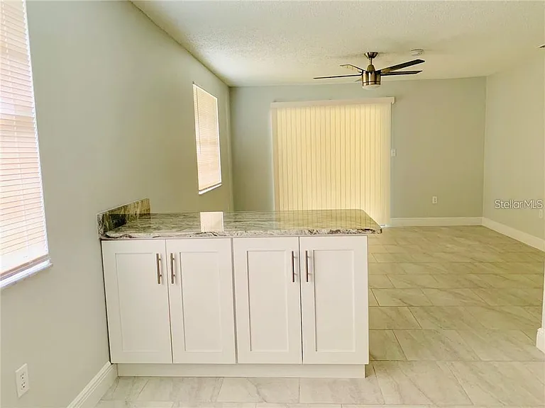 205 Babson Dr — Photo 6