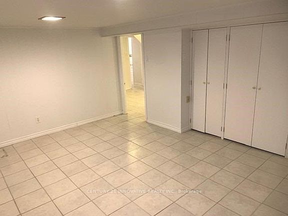 5th image of 46 Medhurst Rd #Basement