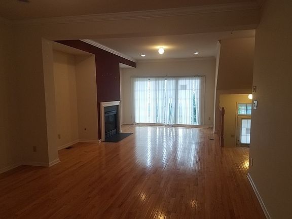 Additional Living Room