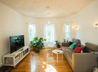 7 Henry Ave #1, Somerville, MA 02144