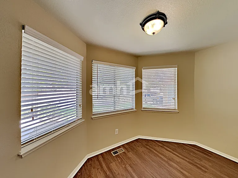 5060 E 118th Ave — Photo 6