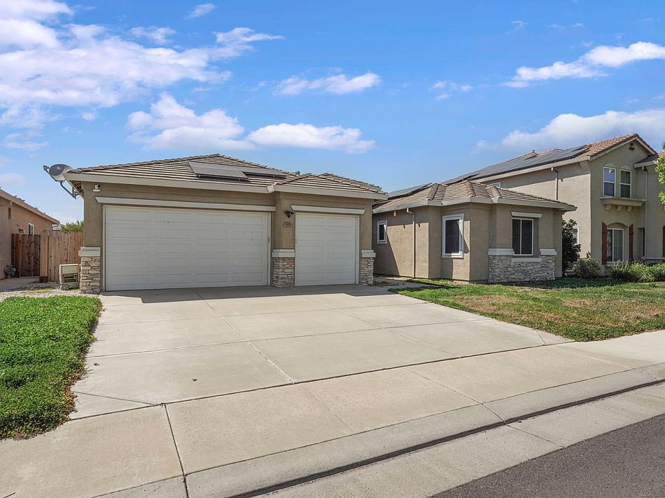1st image of 10689 Wellington Cir
