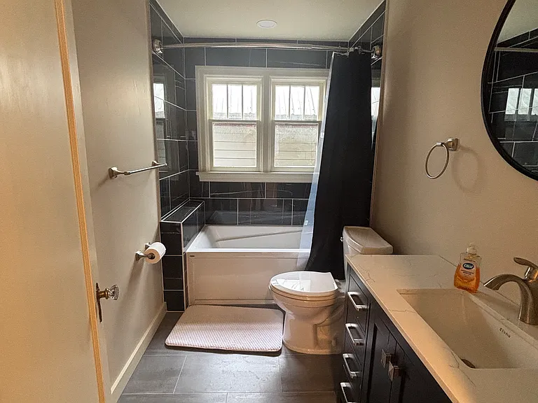 616 Pearl St #2 — Photo 5