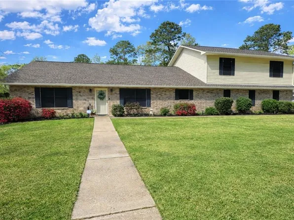 1630 W Medalist Rd, Pineville, LA 71360