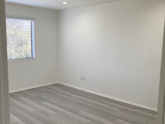2nd image of 2600 Virginia Ave