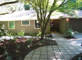 7185 SW Hunt Club Rd, Portland, OR 97223