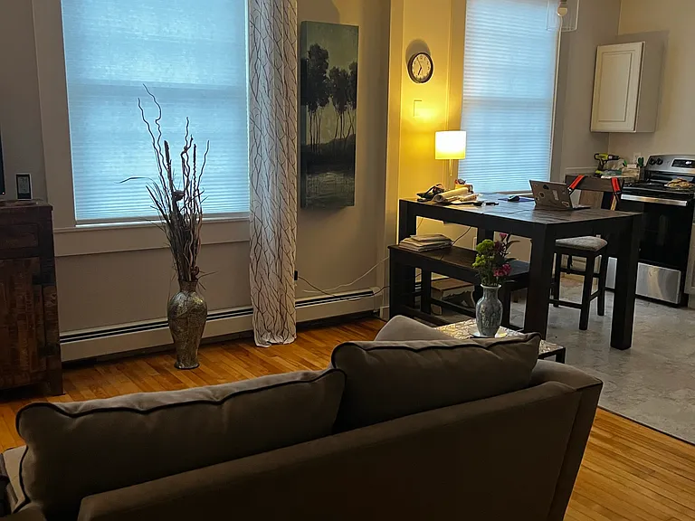 123 Union Sq #B — Photo 1