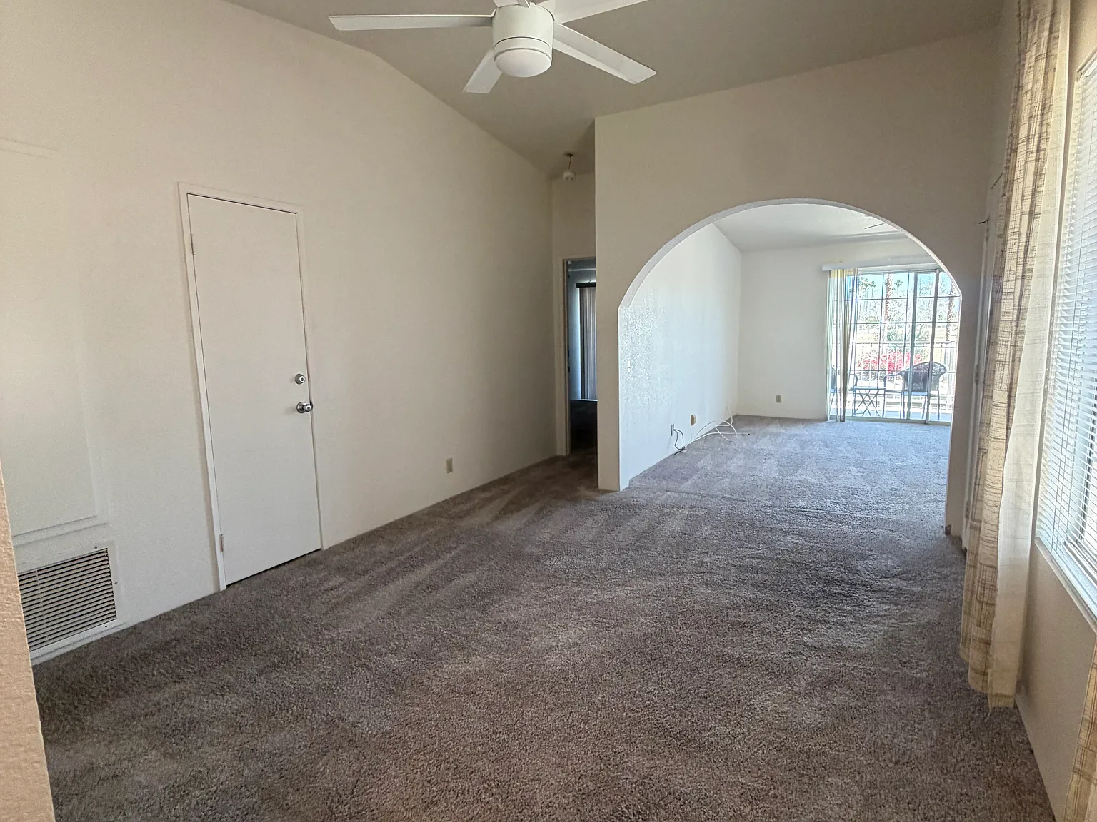 2 bed, 1175 sqft, $1,995 — Photo 4