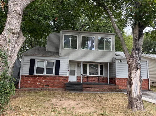 1842 S Franklin Avenue, Springfield, MO 65807