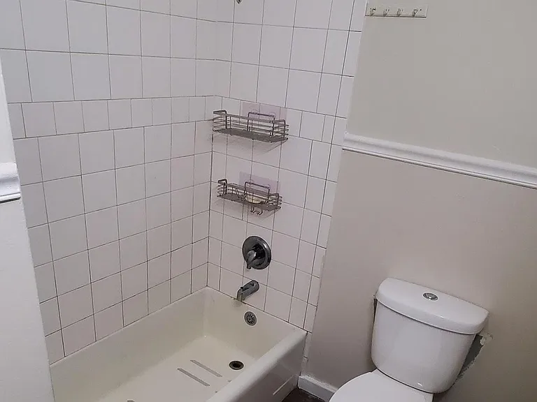 108 Roosevelt Ave #1 — Photo 4