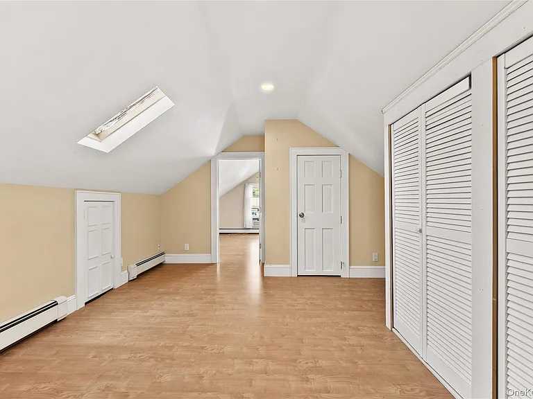 15 Pershing Ave — Photo 22