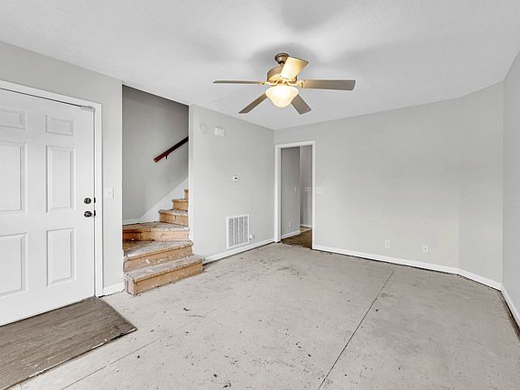 3rd image of 2763 Ann Dr
