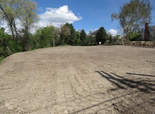 1688 E Forest Hills Dr, Millcreek, UT 84106