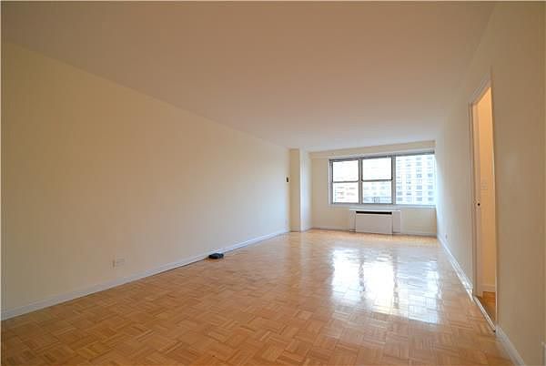 1st image of 155 W 68th St APT 1806