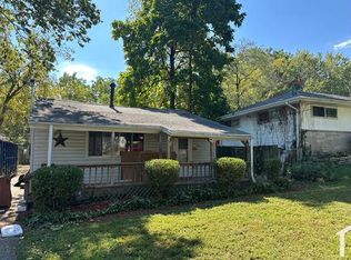 214 Barto Dr, Saint Louis, MO 63135