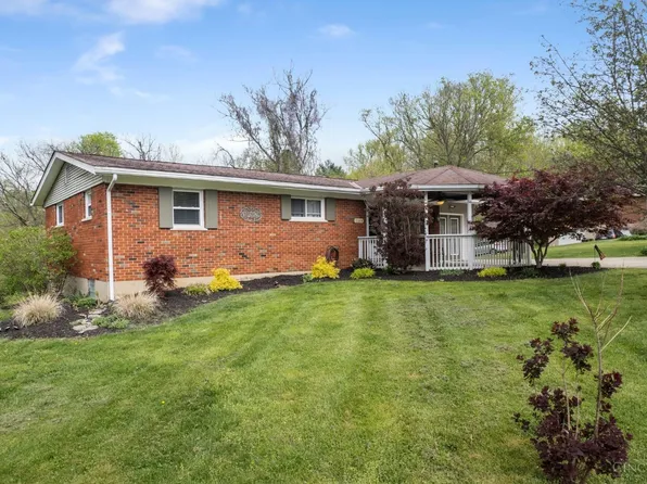 948 Robin Hill Dr, New Richmond, OH 45157