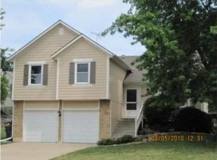 12447 S Alden Cir, Olathe, KS 66062