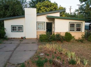 933 N Elm St, Ponca City, OK 74601