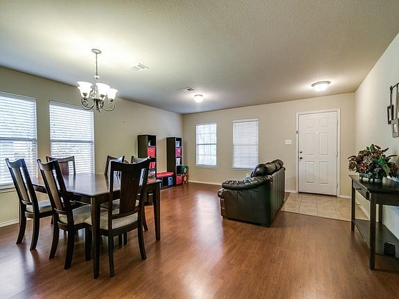 Formal Living and Dining Combo off the Entryway!